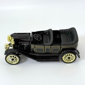 Vintage 1911 Chevy Classic Six Diecast Car Black Gold Trim Touring Convertible M
